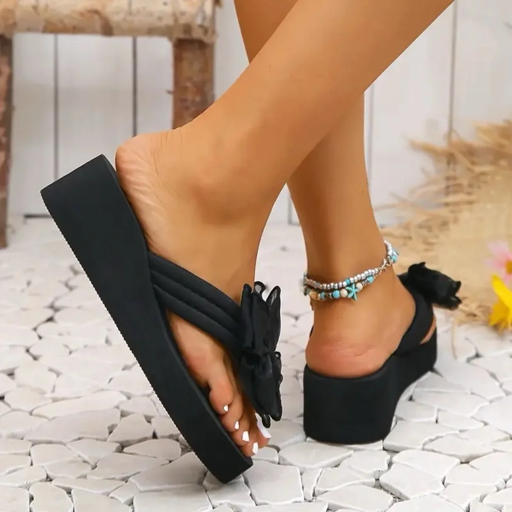 Women’s Bowknot Platform Flip-Flops - Picture 2 of 9